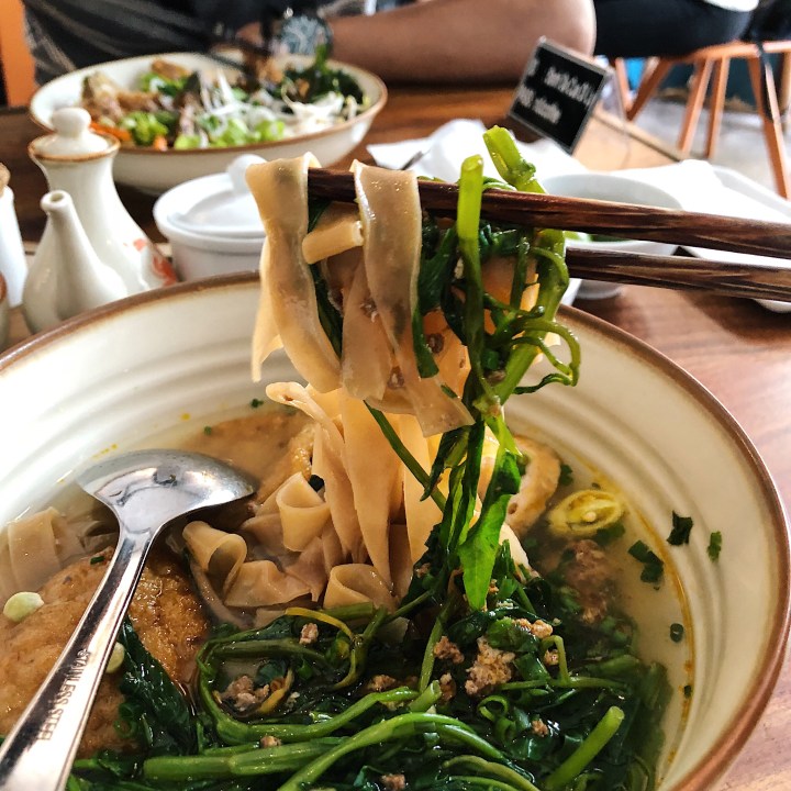 Bánh đa cua Dì Lý