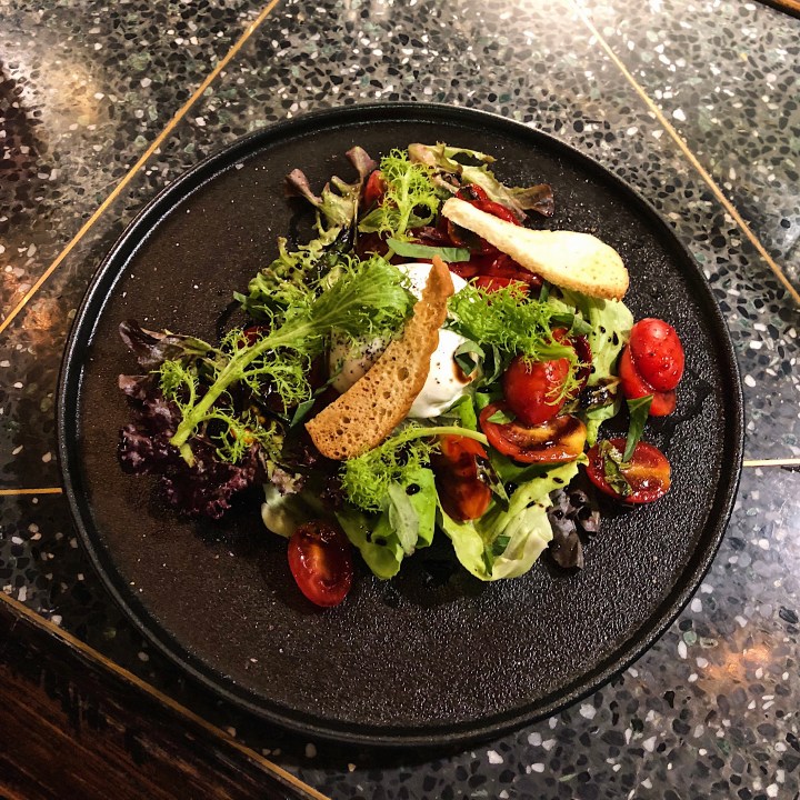 經典蕃茄起司沙拉